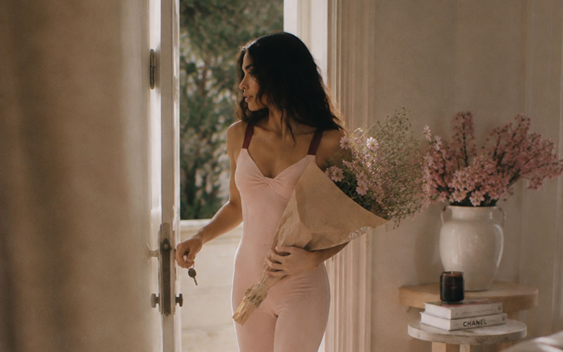 Styling Yoga Wear for the Office: The New Workleisure Movement