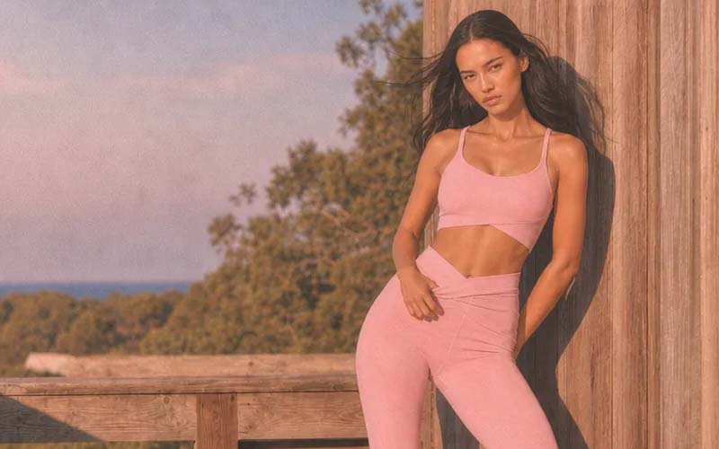 The Ultimate Yoga Wear Fit Guide: How to Find Your Perfect Size
