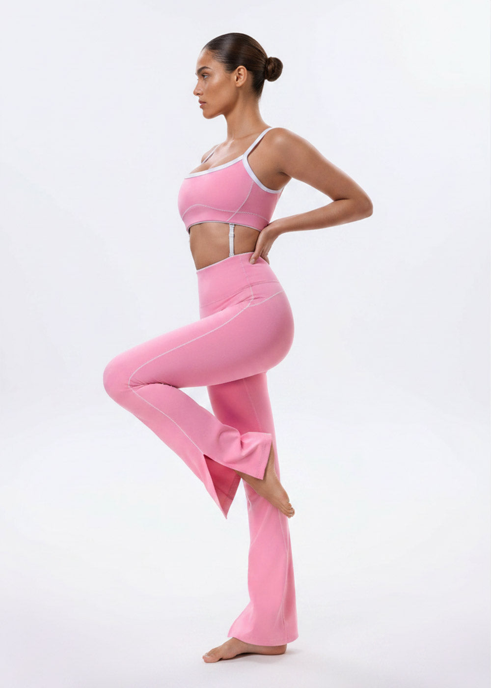 Contrast Trim Convertible Sports Bra