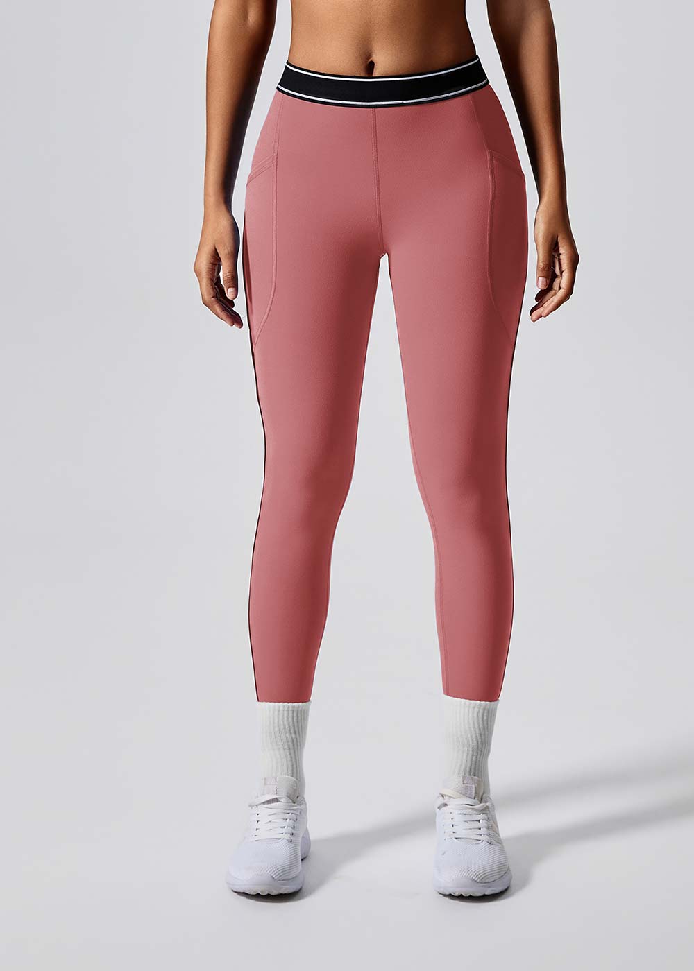 Contrast Waist Pocket Leggings with Butt-Lifting Design