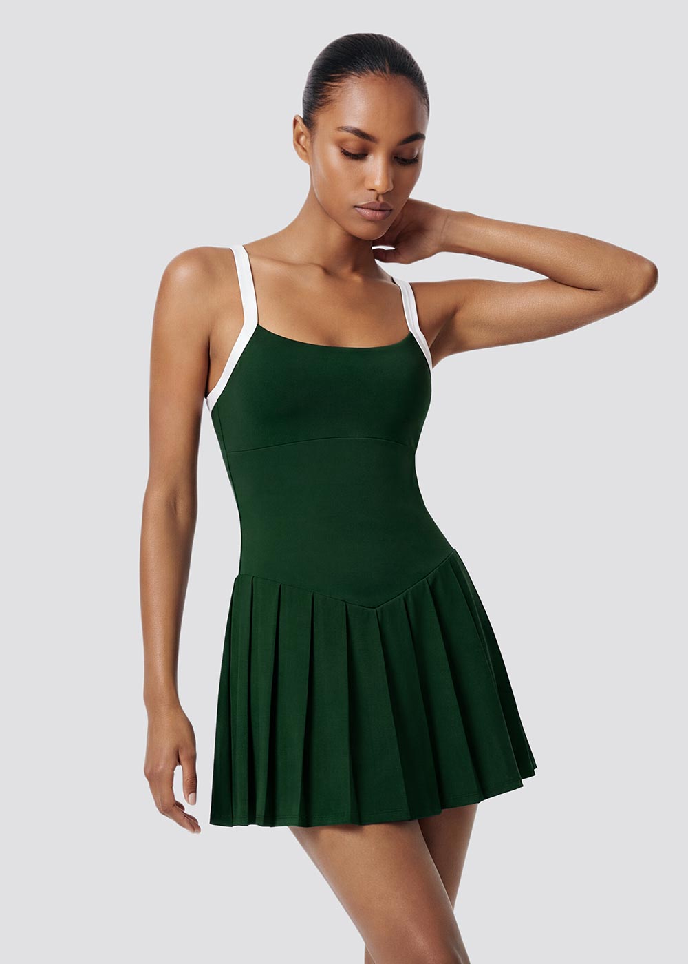A Large U-neck Color-blocking Pleated Tennis Dress