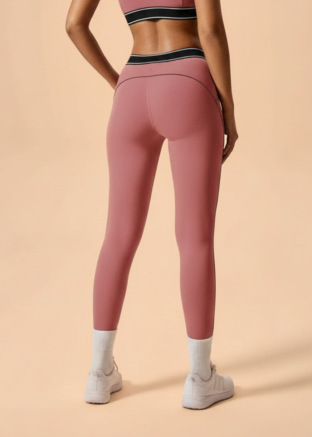 Contrast Waist Pocket Leggings with Butt-Lifting Design