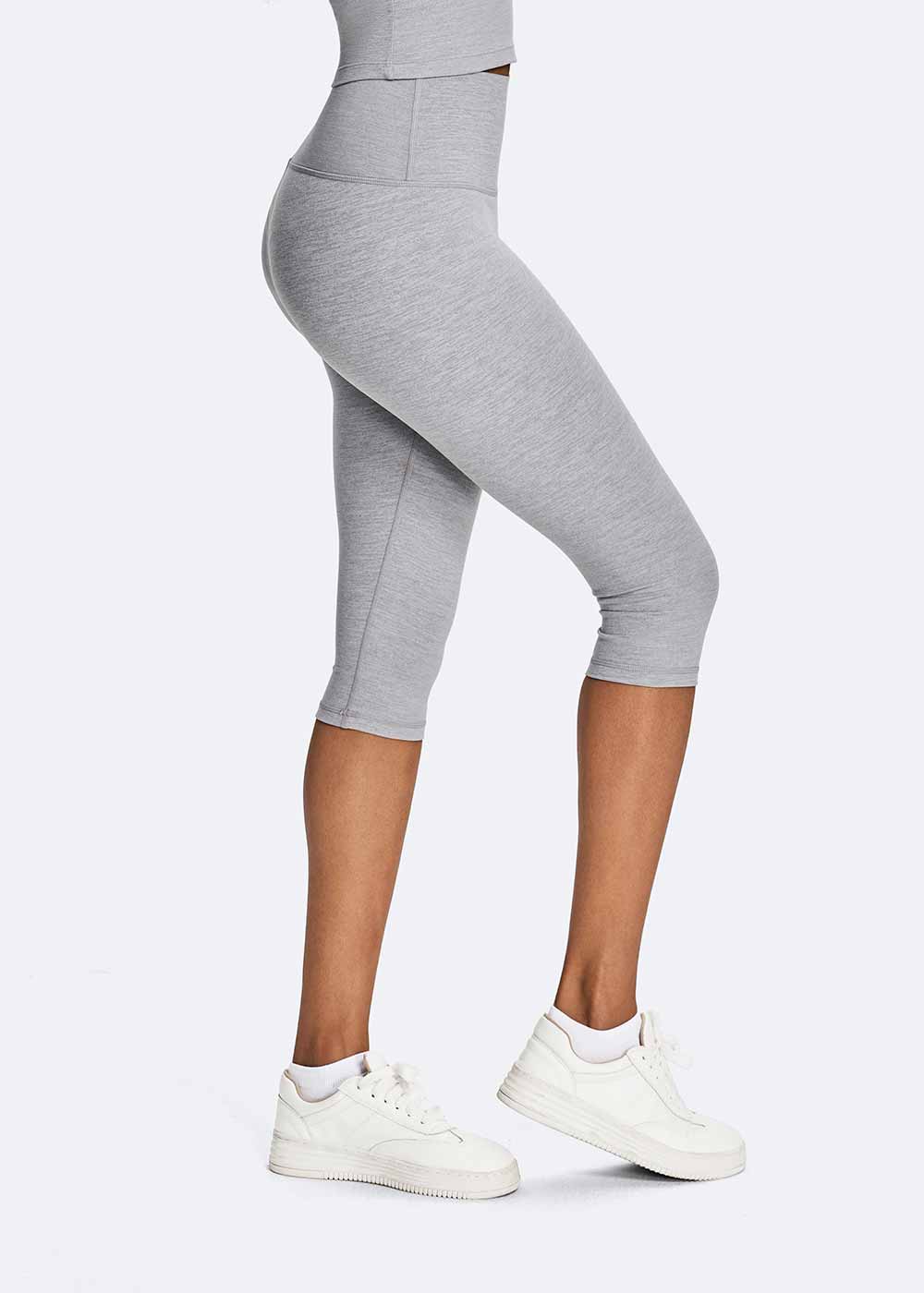 No Front Seam High Waist Capri Leggings