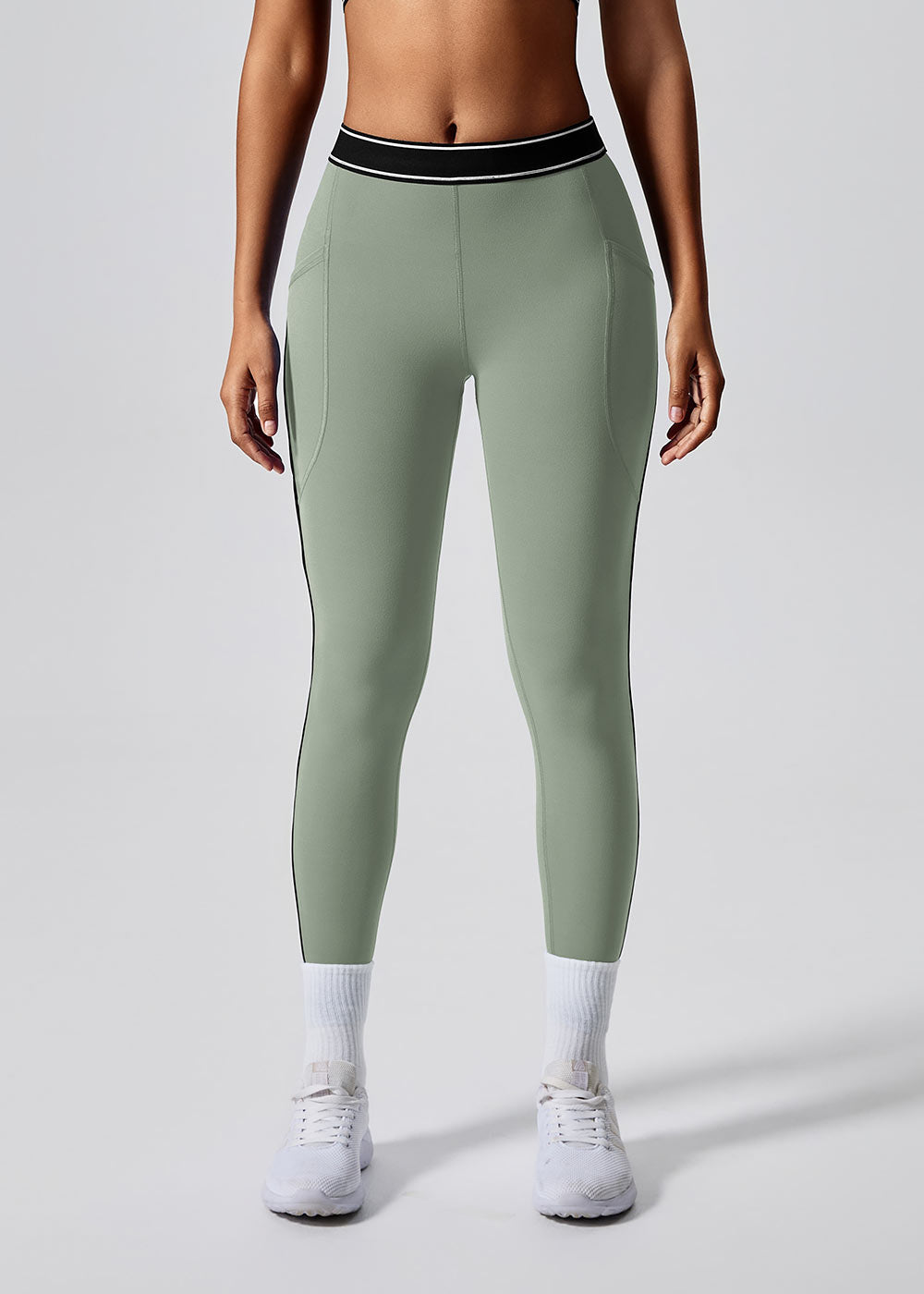 Contrast Waist Pocket Leggings with Butt-Lifting Design