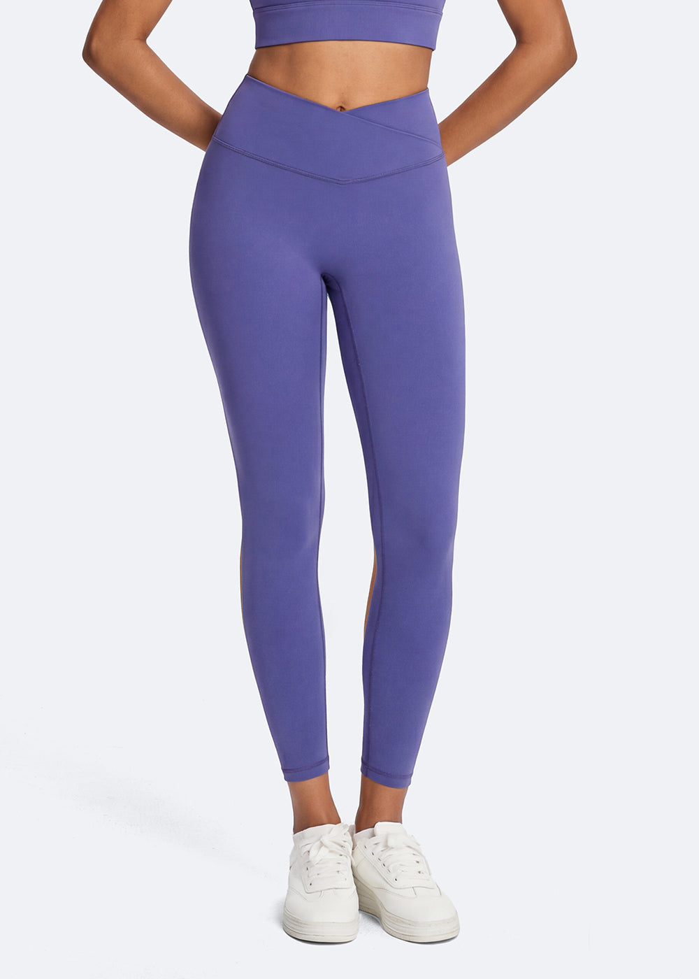 V-Waist Butt-Lifting Yoga Leggings - front bottom