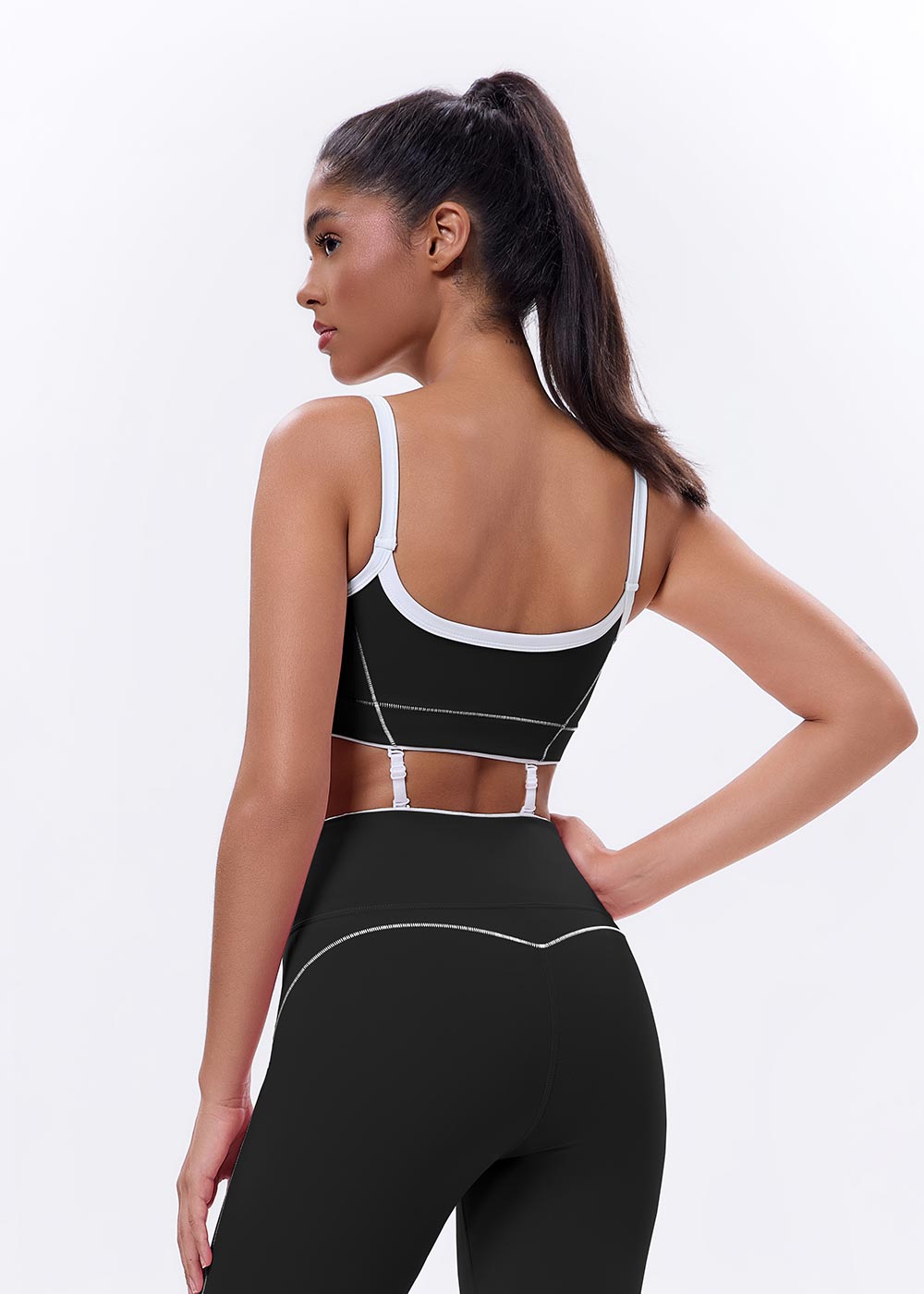 Contrast Trim Convertible Sports Bra