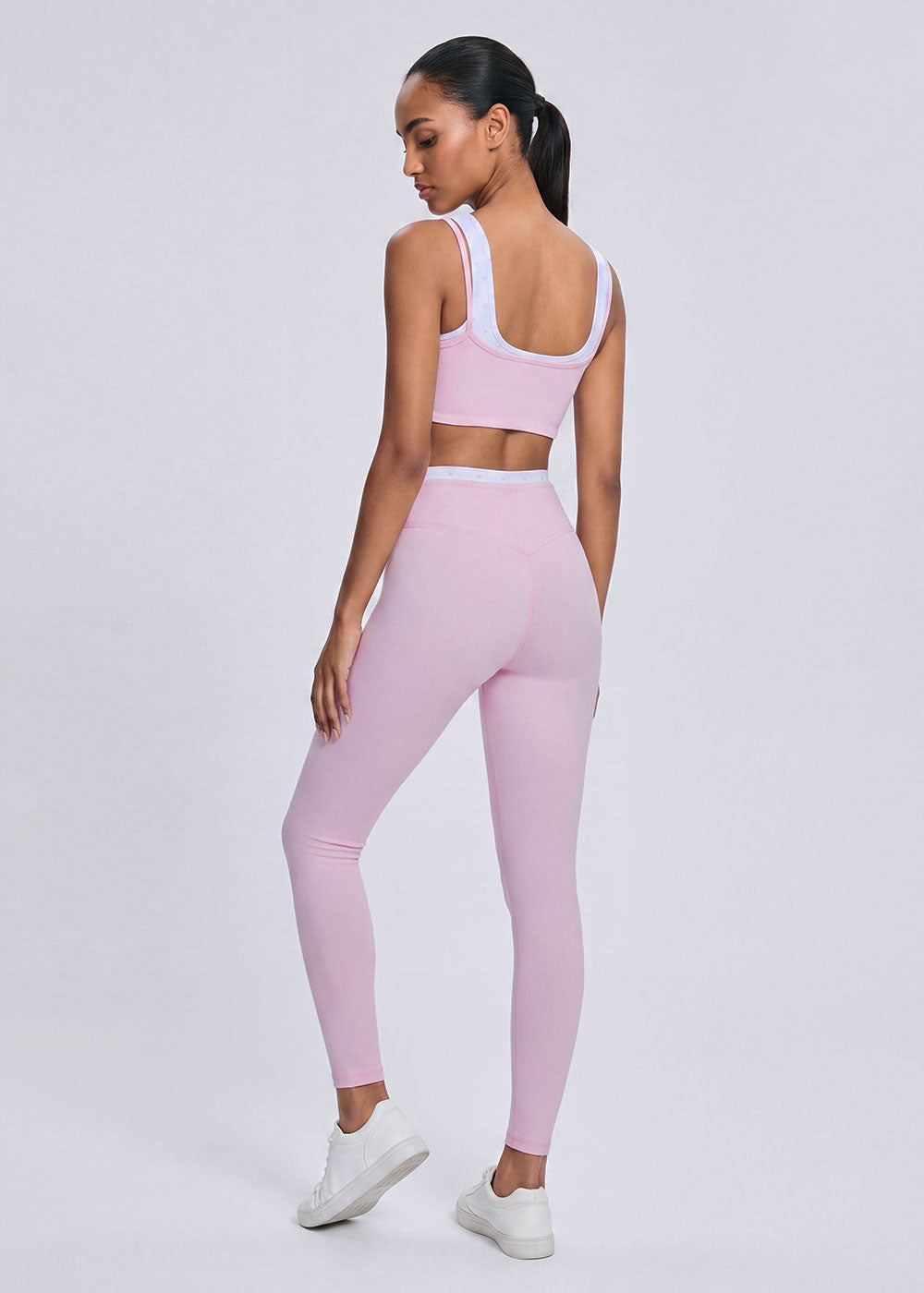 Wide U-Neck Contrast Trim Print Sports Bra