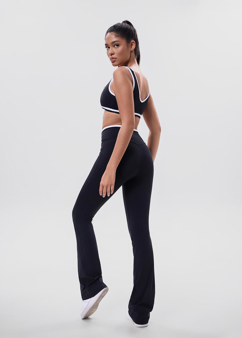 Contrast Color Strappy Wide-leg Pants