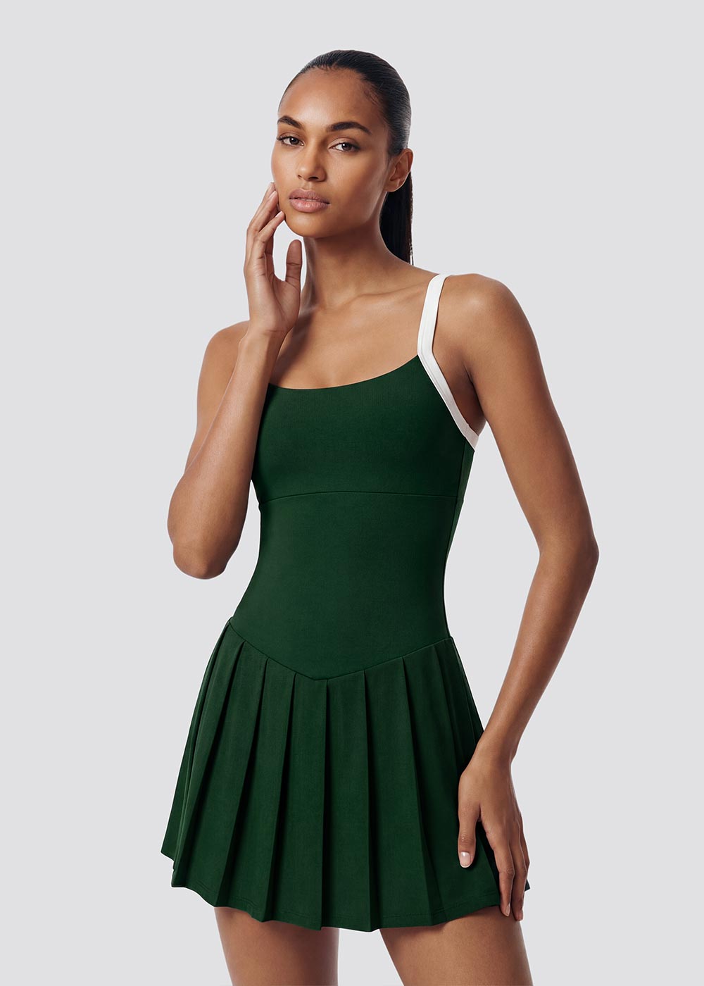 A Large U-neck Color-blocking Pleated Tennis Dress