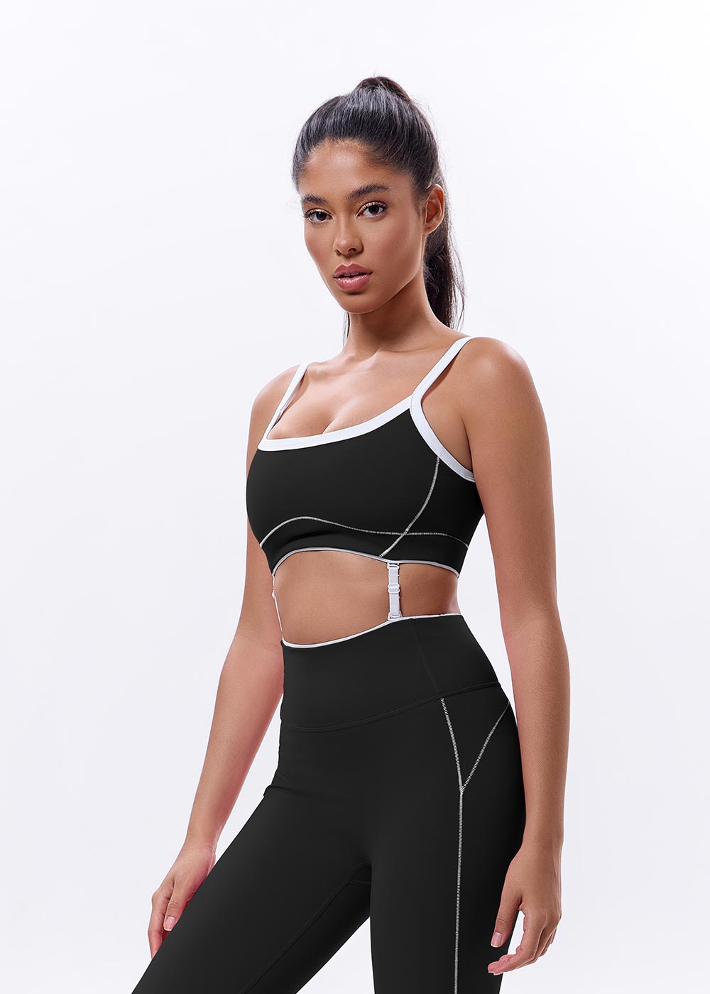 Contrast Trim Convertible Sports Bra