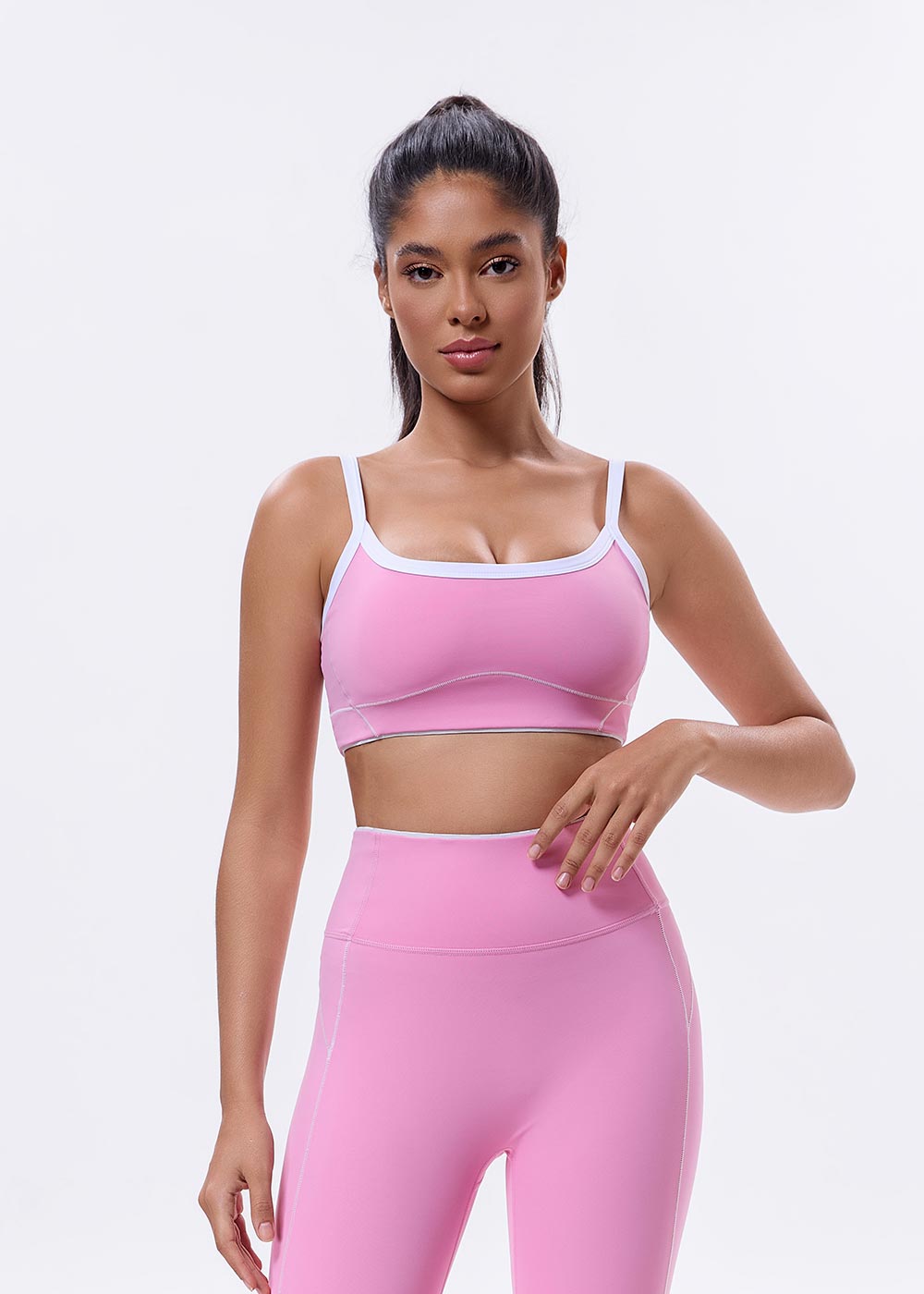 Contrast Trim Convertible Sports Bra