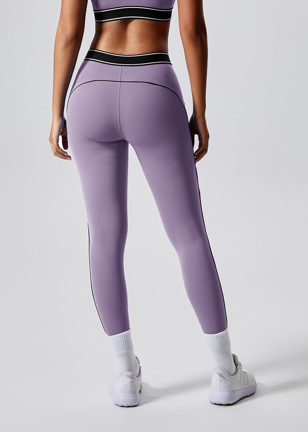 Contrast Waist Pocket Leggings with Butt-Lifting Design