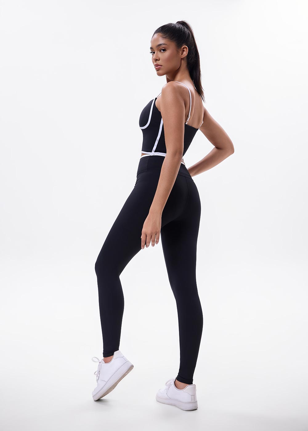 Stylish Yoga Pants with Contrasting Colors